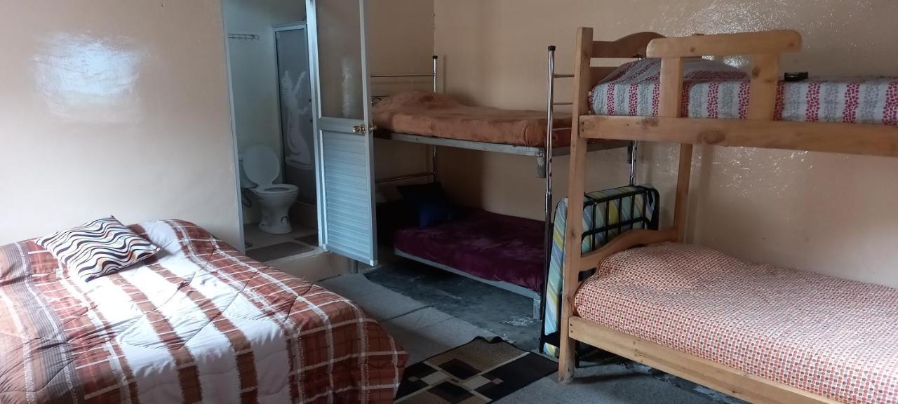 Montano Camping & Hostel Баньос Экстерьер фото