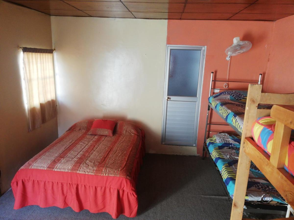 Montano Camping & Hostel Баньос Экстерьер фото
